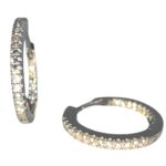 Argolas em Prata 925 com Zircónias Brancas – 1,7cm, 3,6g