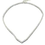 Colar Semi Rígido em Prata 925 com Formato de Bico à Frente